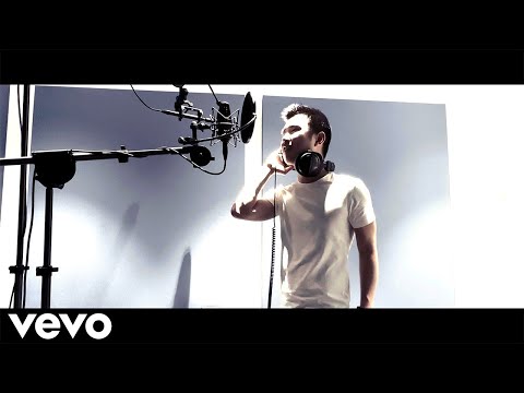 Mickey Elliott - Sing Your Heart Out (Official Music Video)